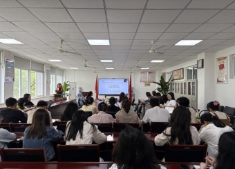 财会与金融学院举办“经济与管理学科实验教学案例建设”学术沙龙