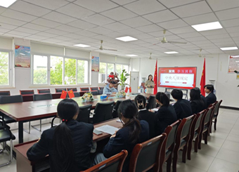 财会与金融学院第一学生党支部开展深入贯彻中央八项规定精神学习教育专题活动