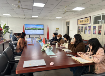 聚焦 AI 赋能 深耕思政育人 —— 财会与金融学院顺利开展“AI + 课程思政” 优秀案例专家指导会